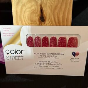 Color Street CHILE IT COOL Sparkling Red Nail Strips